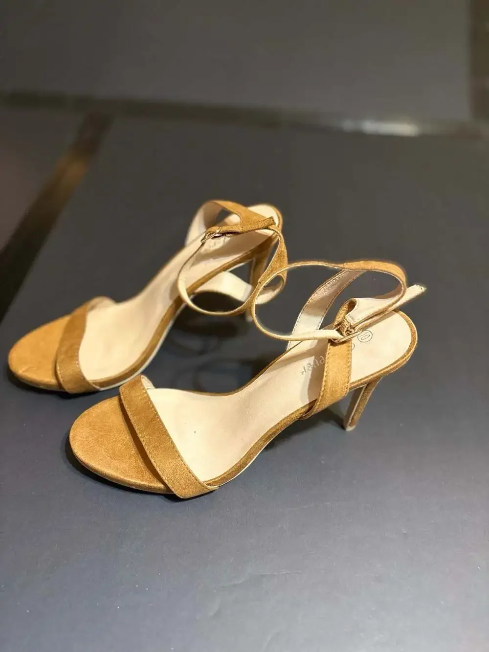 Forever Sienna-01 Brown Suede Ankle Strap Stiletto High Heel Sandals Size 10